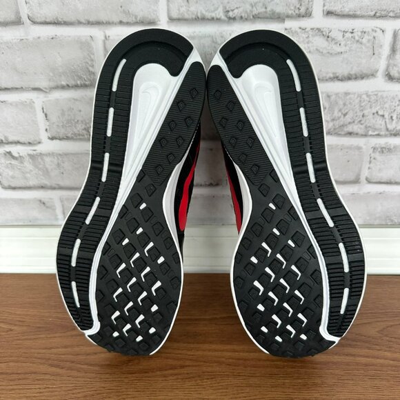 ❤️❤️Nike Run Swift 2 Size 9.5 Men's Shoes Road Running Black/Red CU3517-003 New - Picture 5 of 10